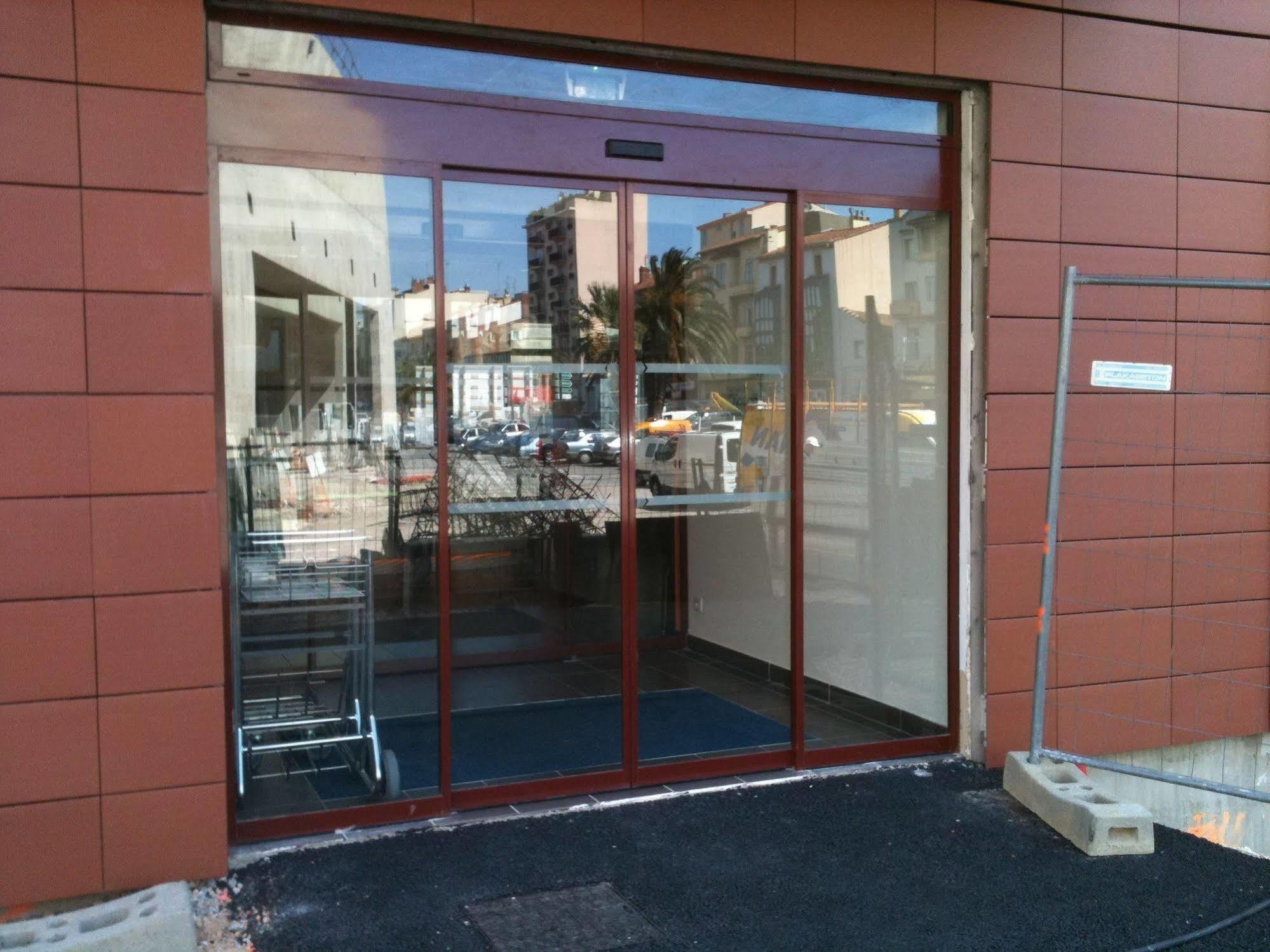 Ibis Budget Perpignan Centre Exterior photo
